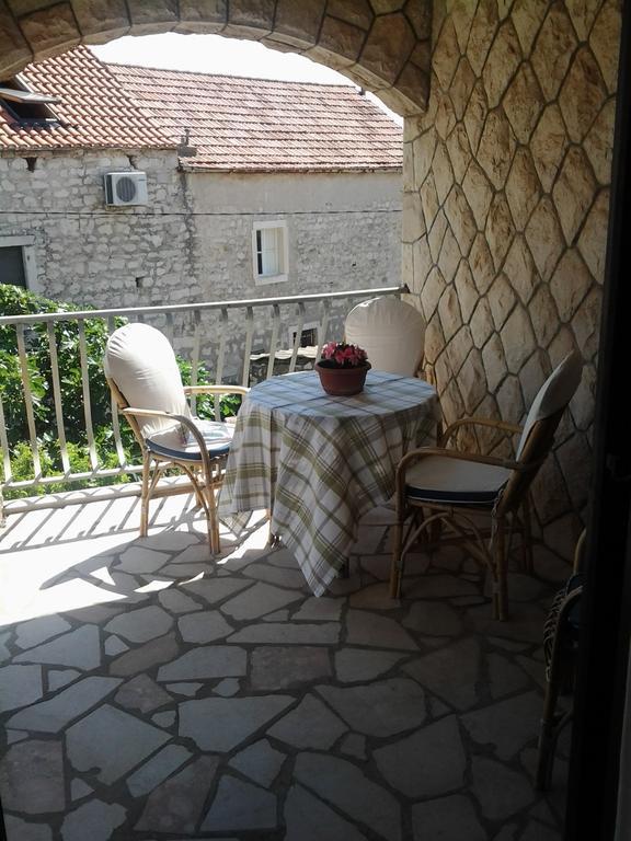 Apartments Vini And Ivana Sućuraj Pokoj fotografie