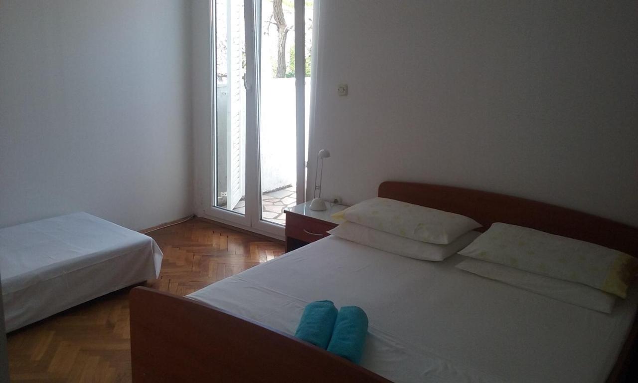 Apartments Vini And Ivana Sućuraj Pokoj fotografie